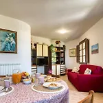 Daire Chiara's Flat *