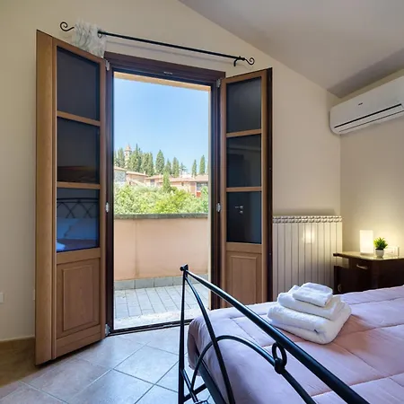 Chiara's Flat Appartement *